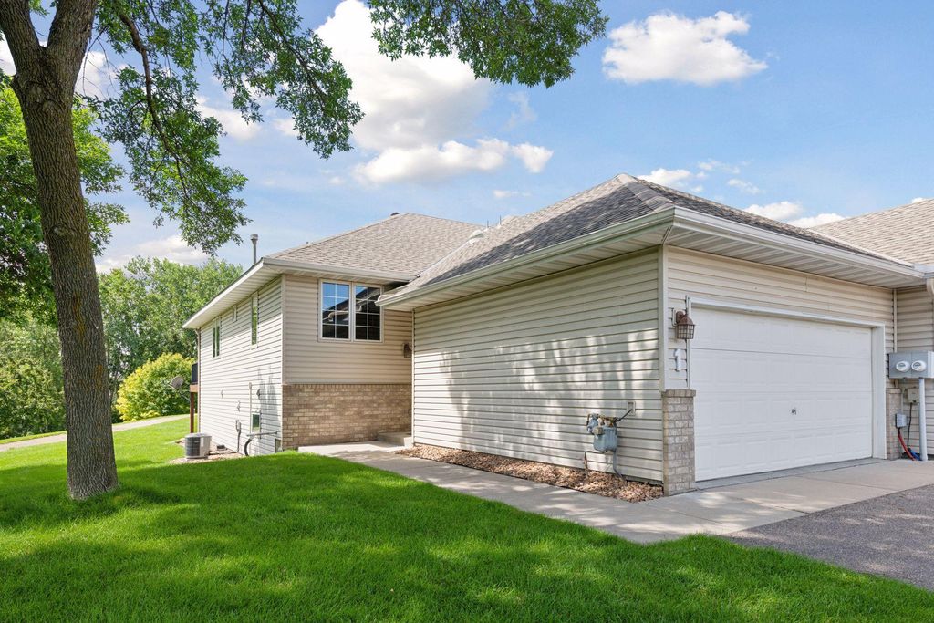 Photo of 5550 Nathan Lane N #1, Plymouth, MN 55442 (MLS # 7017857)
