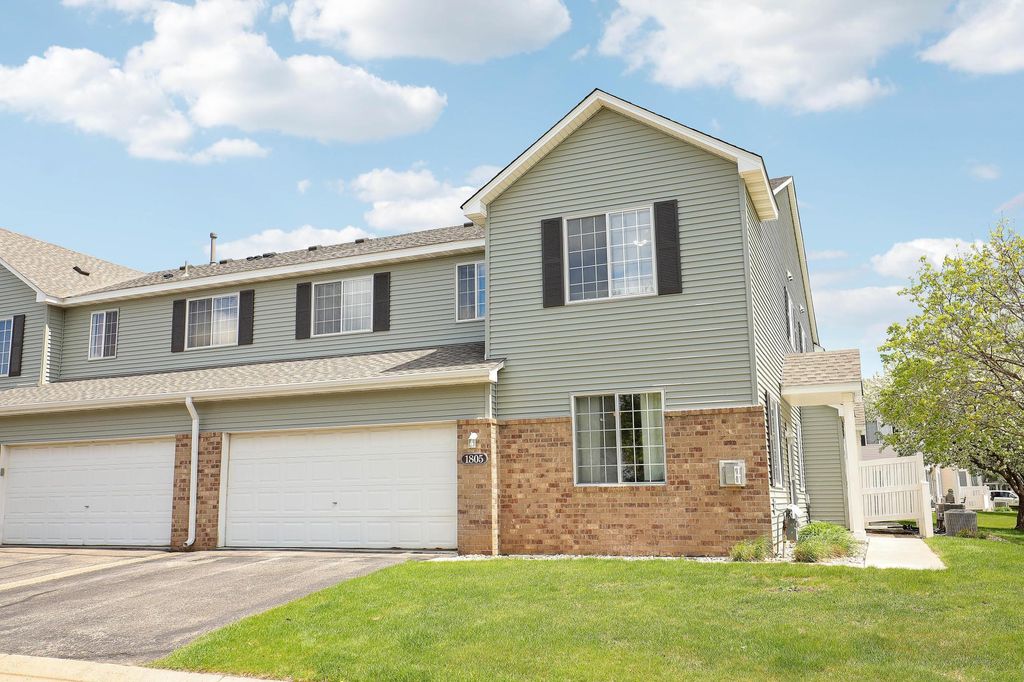 Photo of 1805 Pintail Avenue, Shakopee, MN 55379 (MLS # 7046200)