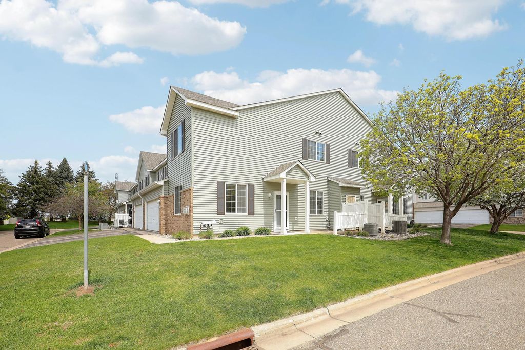 Photo of 1805 Pintail Avenue, Shakopee, MN 55379 (MLS # 7046200)