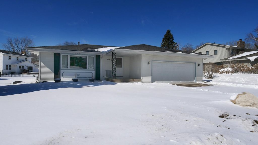 Photo of 9608 Toledo Road, Bloomington, MN 55437 (MLS # 7041968)