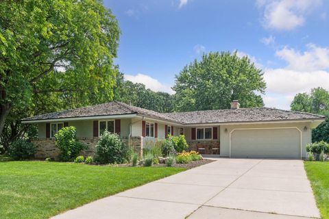 11109 Territorial Court Burnsville MN 55337
