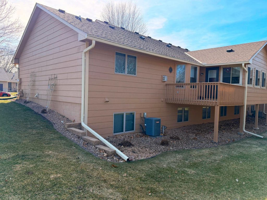 Photo of 1700 Humphrey Court, Northfield, MN 55057 (MLS # 7044443)