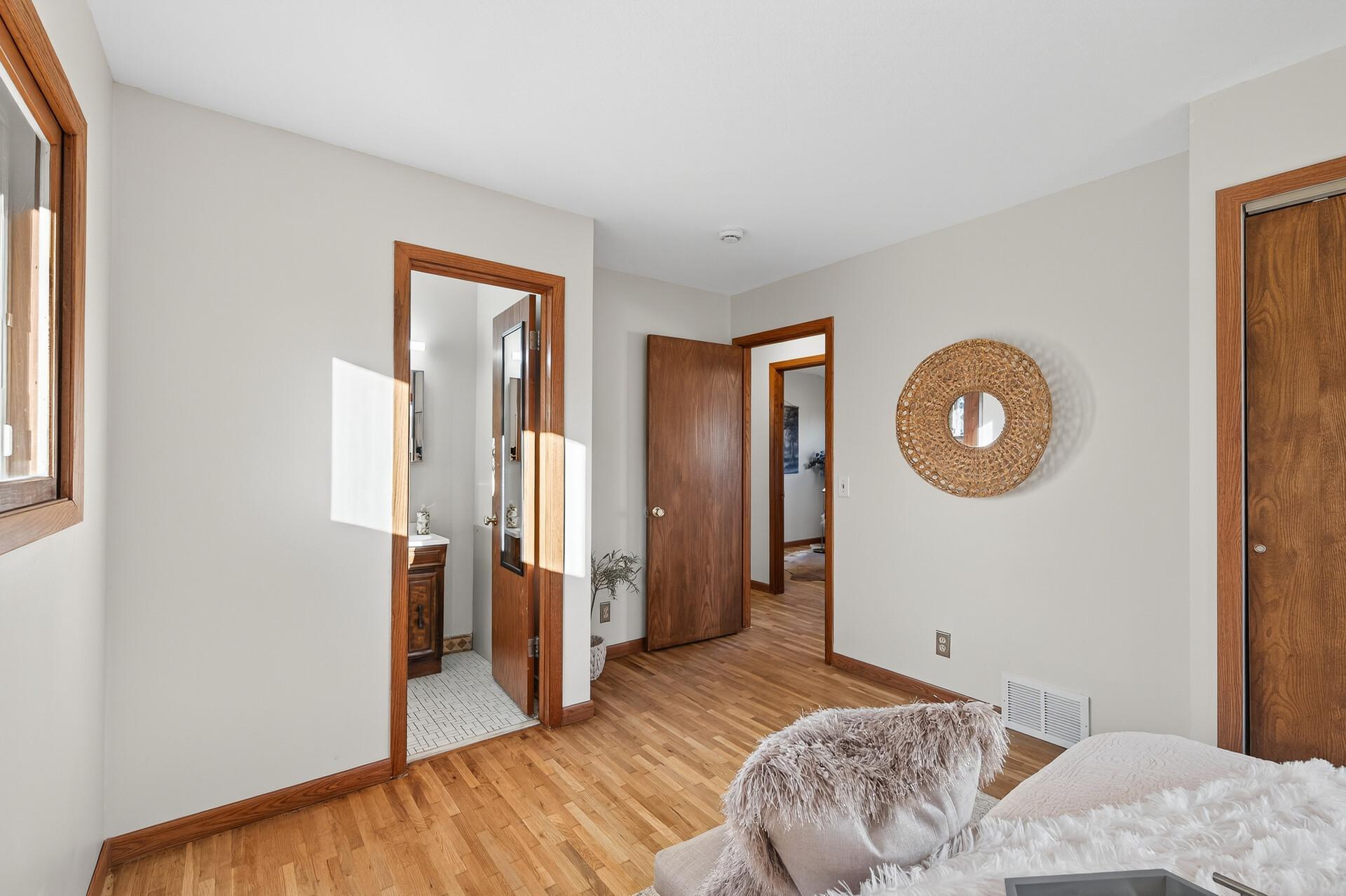 2241 Pennsylvania Avenue S