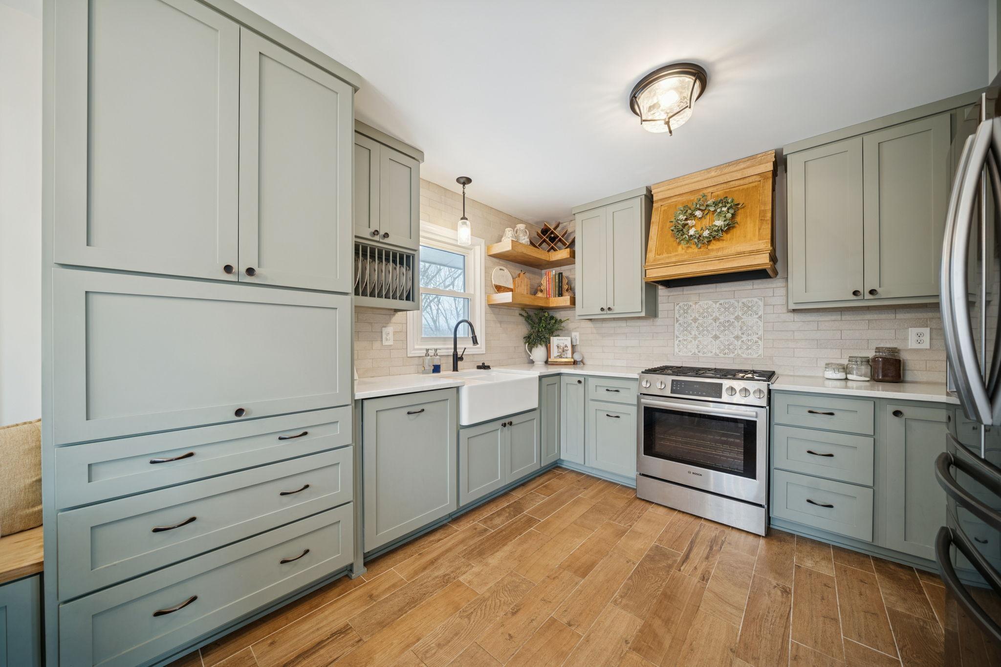 16630 Creekside Circle SE