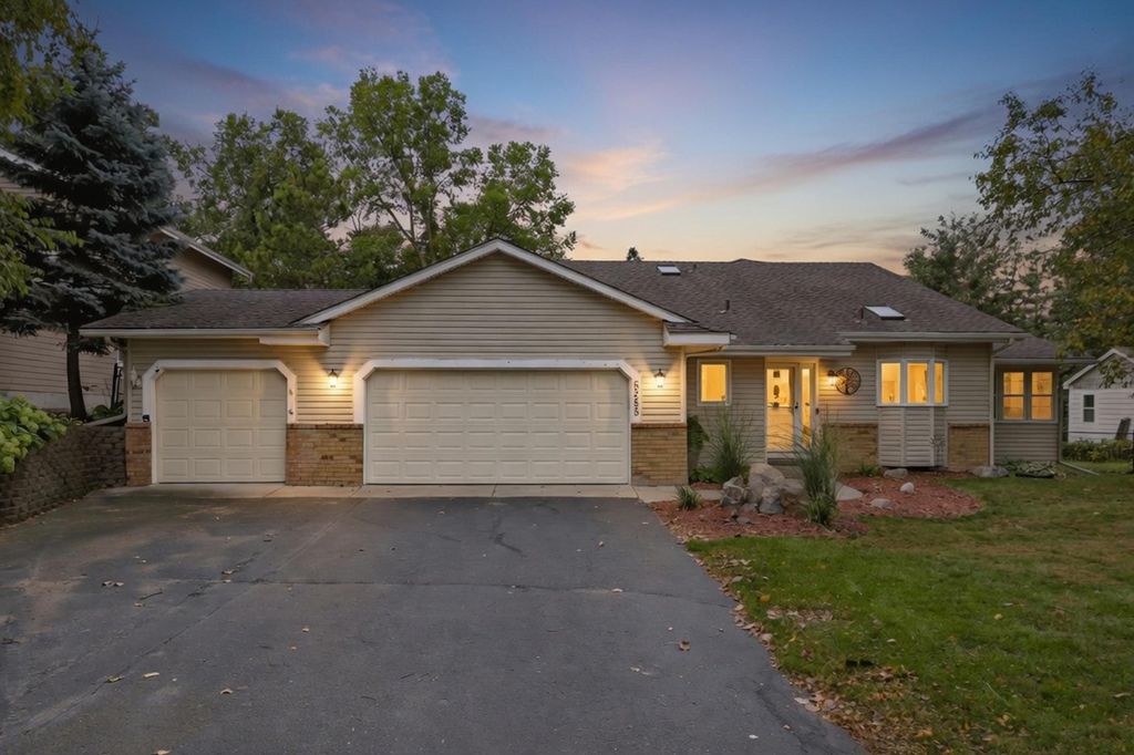 Photo of 6255 Norwood Lane N, Maple Grove, MN 55369 (MLS # 7031733)