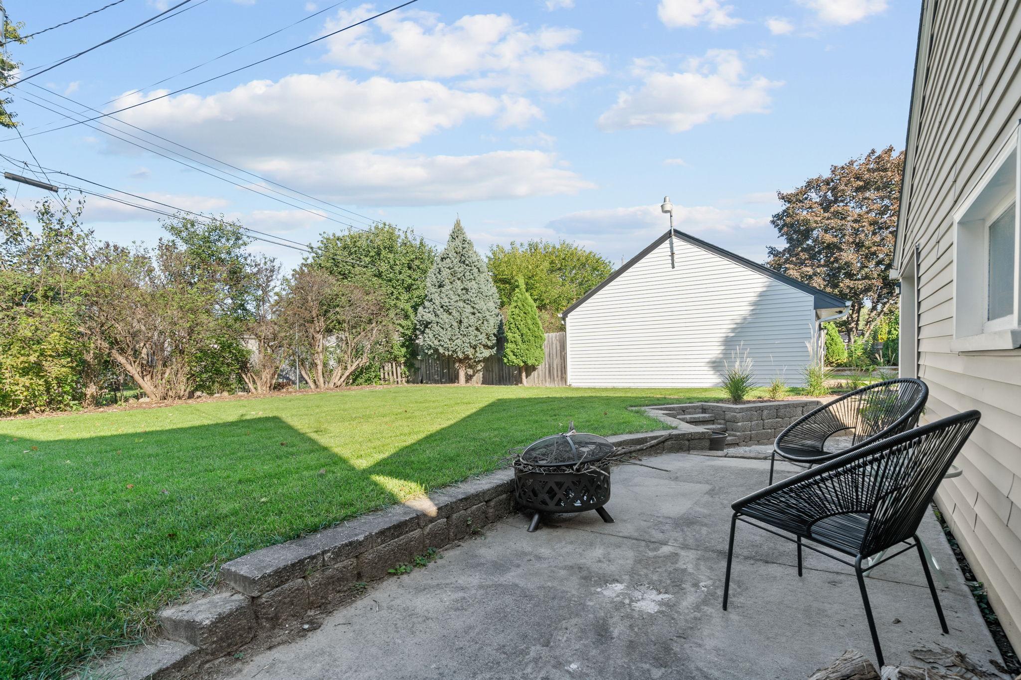 3732 Quebec Avenue S