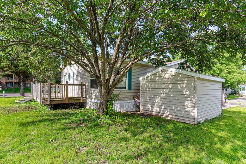 Photo of 108 Hilton Court, Mankato, MN 56001 (MLS # 7001461)