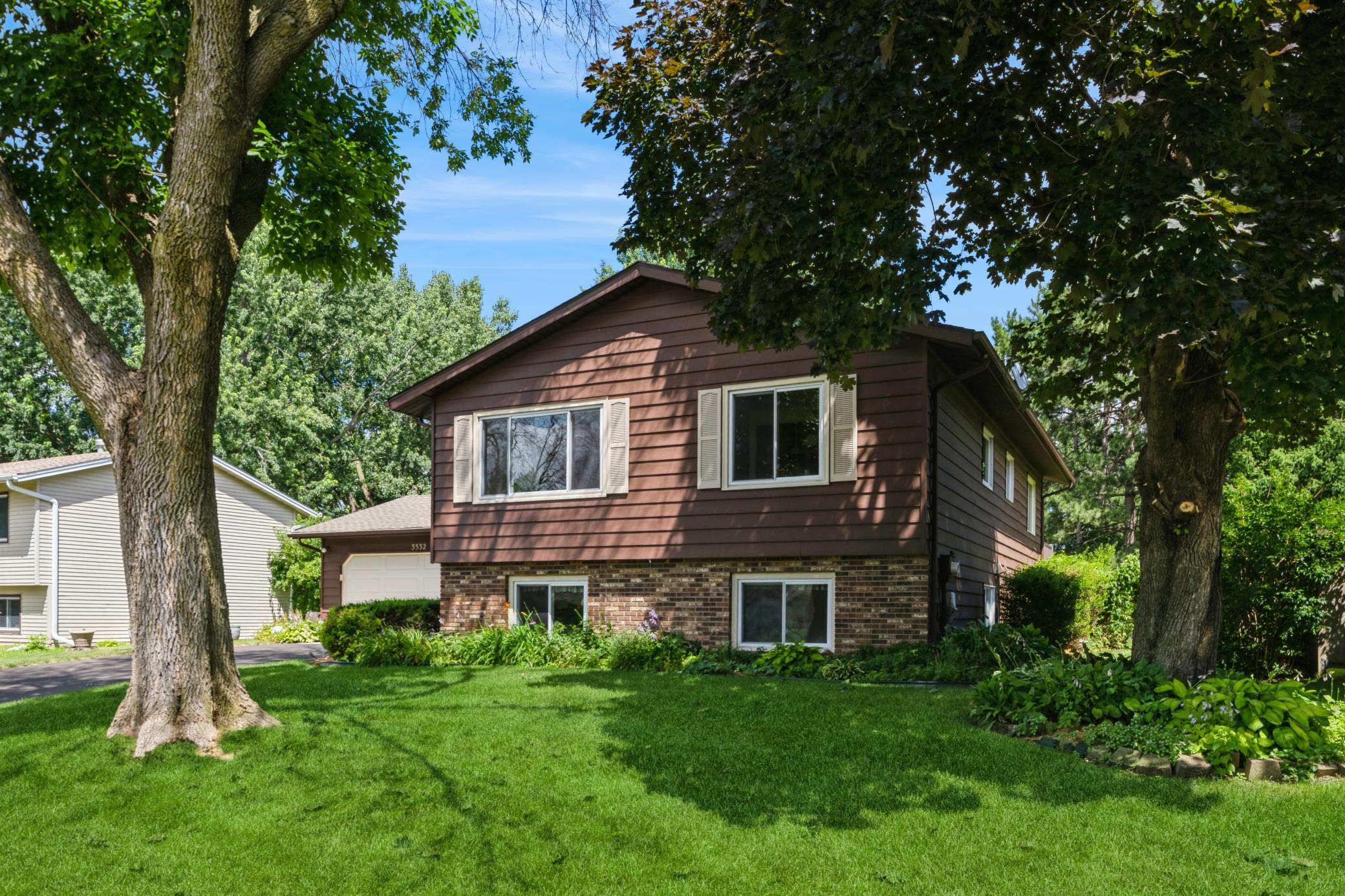 3532 Rolling View Drive