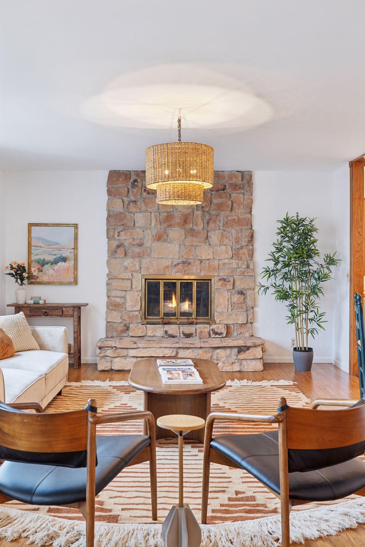 301 3rd Street S 302