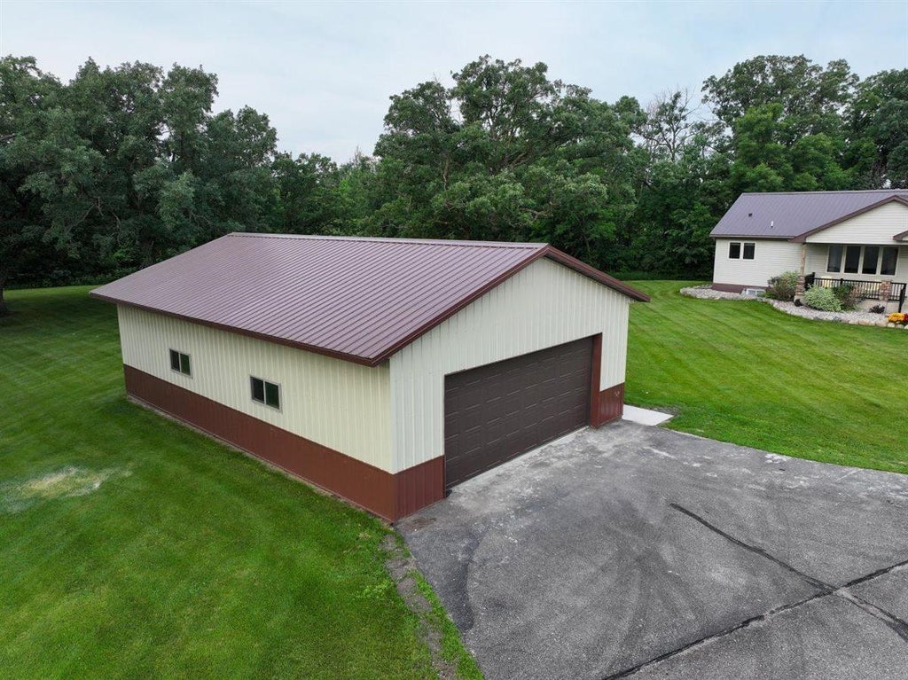 Photo of 4700 Rural Oaks Drive SE, Alexandria, MN 56308 (MLS # 7098989)