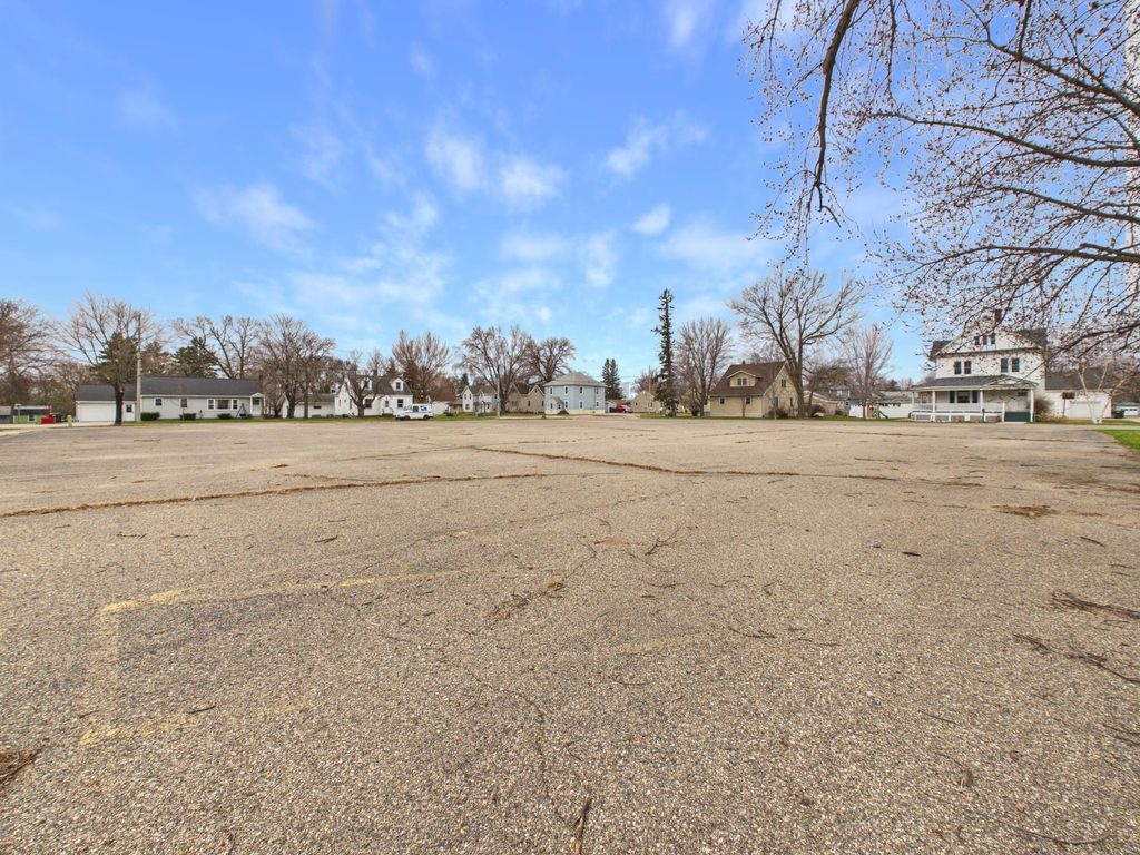 Photo of Tbd Third Street SE, Melrose, MN 56352 (MLS # 7069212)