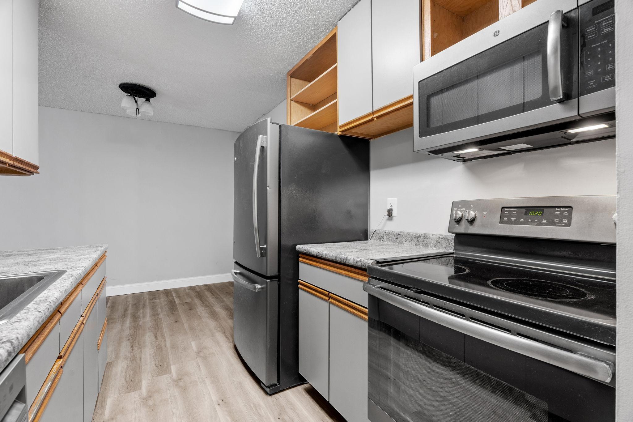179 Little Canada Road E 139