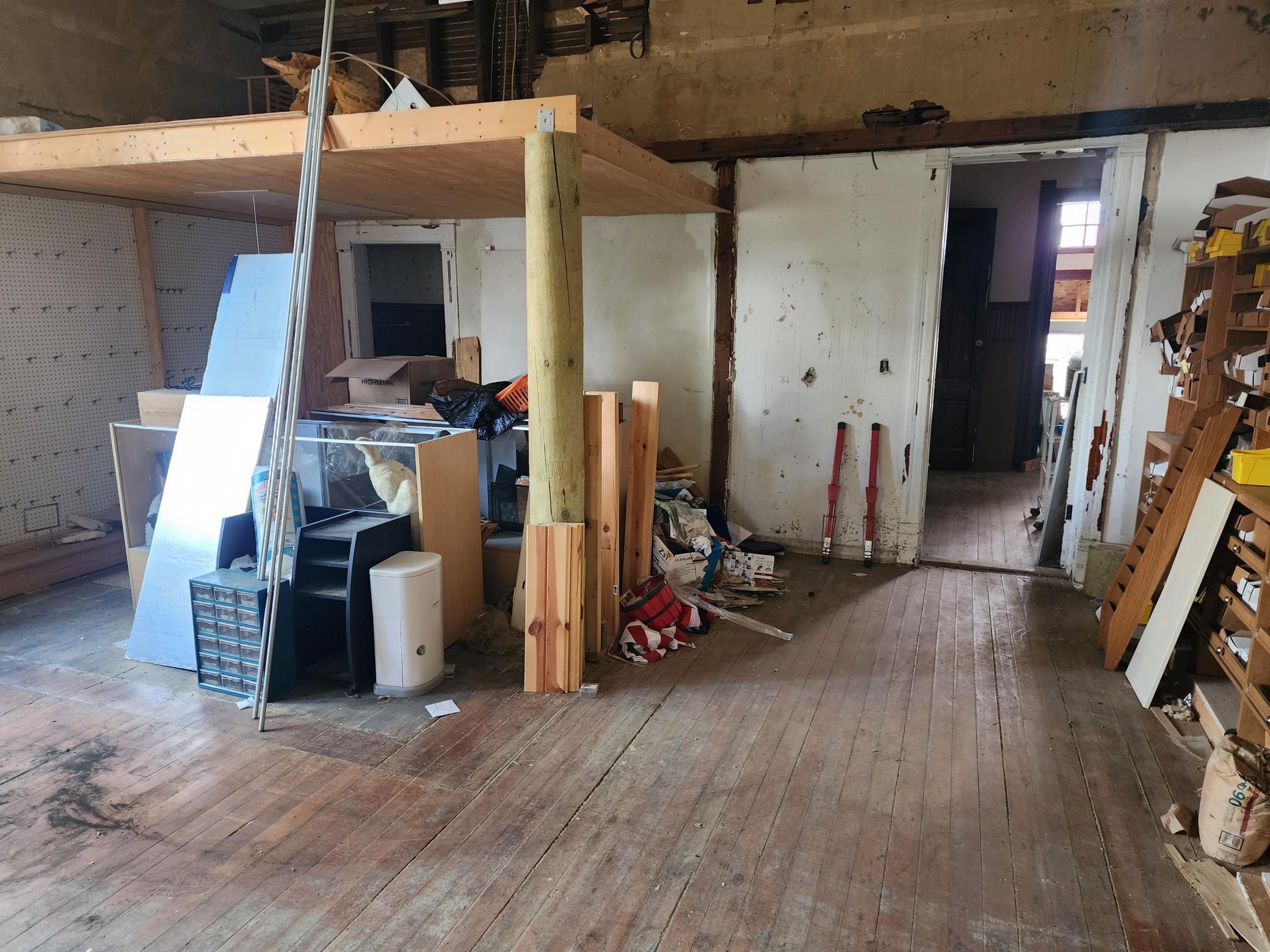 206 SE Pleasant Street