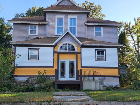 Photo of 206 SE Pleasant Street, Brownsdale, MN 55918 (MLS # 6813168)