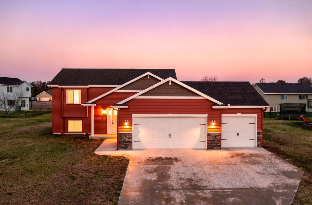 Photo of 12126 40th Avenue SE, Becker, MN 55308 (MLS # 7051091)