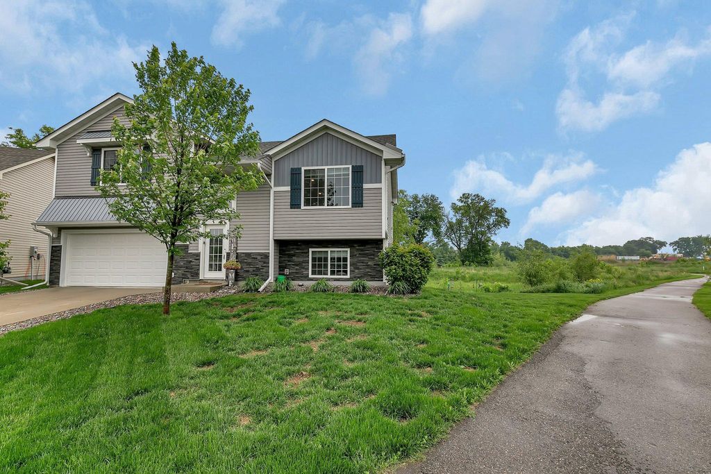 Photo of 521 Willow Creek Parkway, Buffalo, MN 55313 (MLS # 7104457)