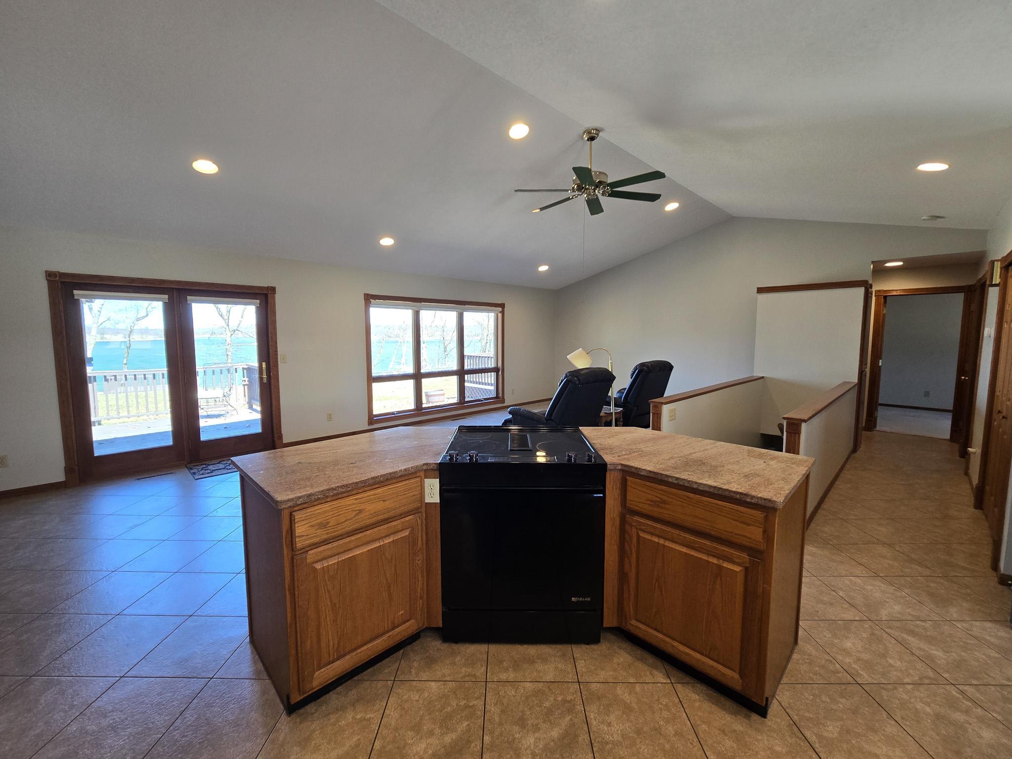 45586 Sunnybrook Trail