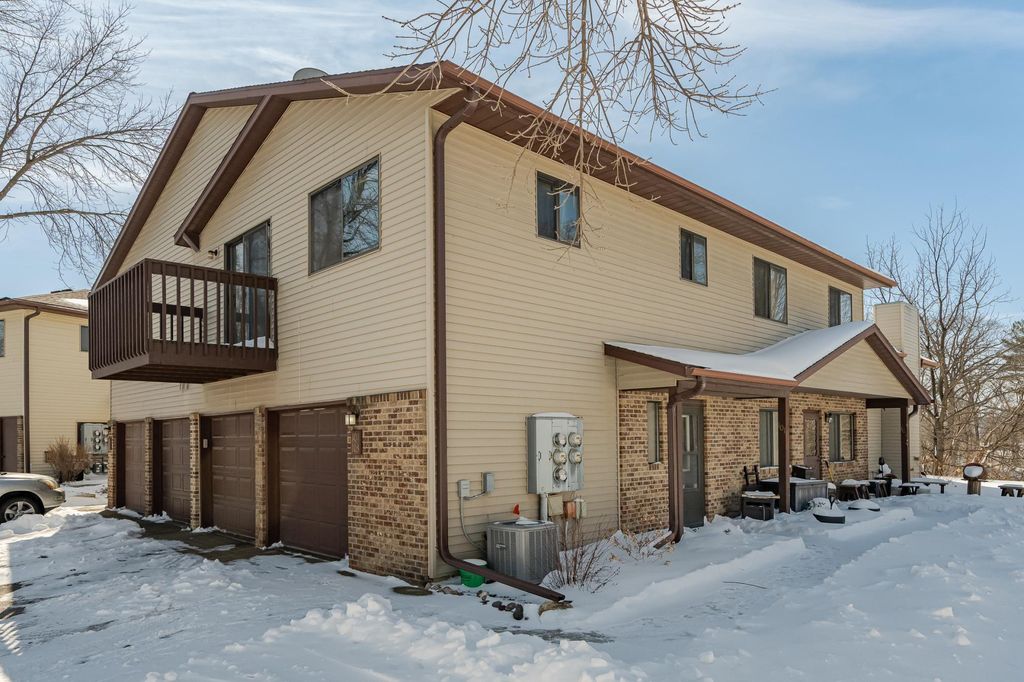 Photo of 101 Conner Circle SW, Rochester, MN 55902 (MLS # 7038683)