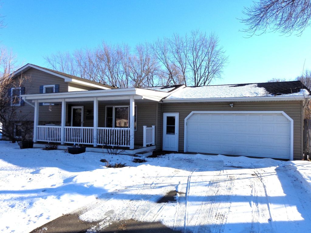 Photo of 11071 26th Street NE, Saint Michael, MN 55376 (MLS # 7018742)