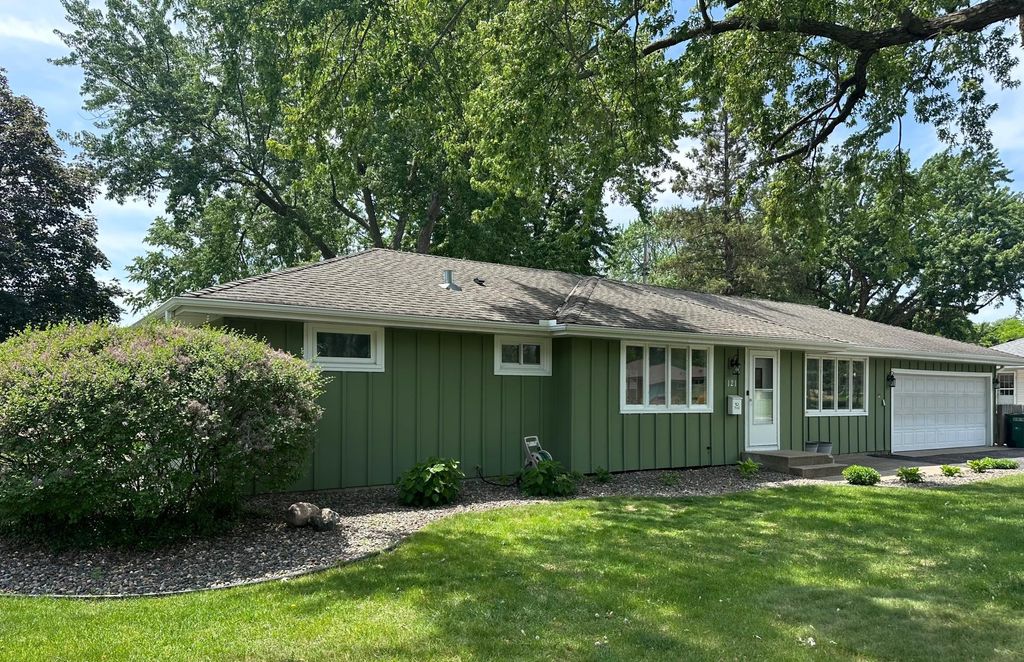 Photo of 121 E 94 1/2 Street, Bloomington, MN 55420 (MLS # 7078307)