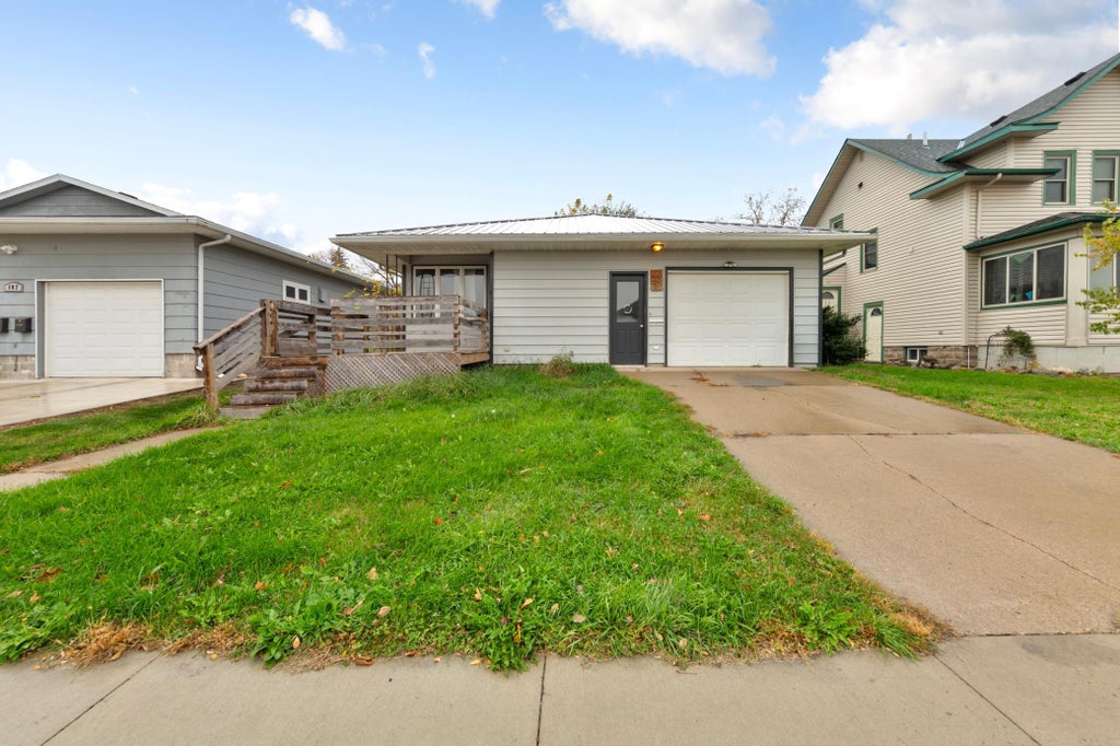 Photo of 109 4th Street, Jackson, MN 56143 (MLS # 7165642)