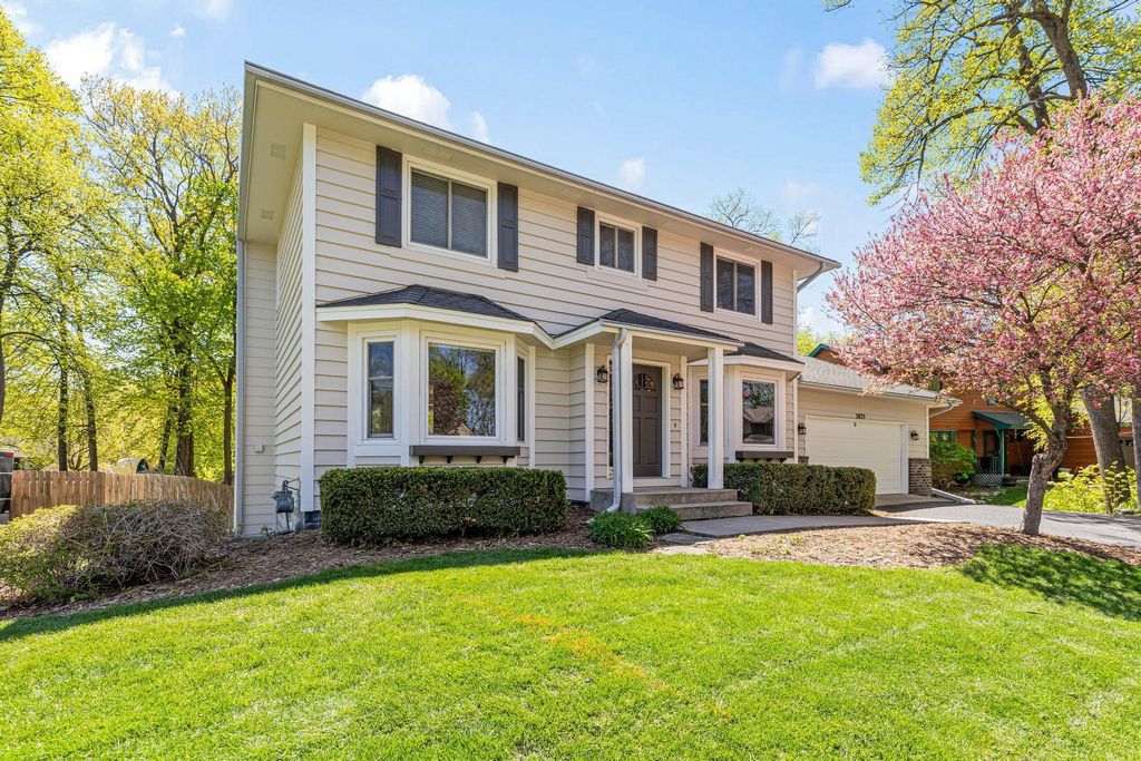 Photo of 5833 W 131st Street Circle, Savage, MN 55378 (MLS # 7070726)