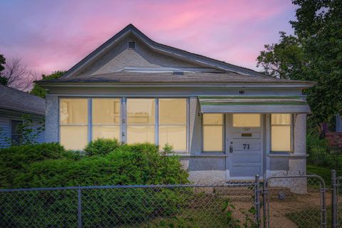 71 Lawson Avenue W Saint Paul MN 55117