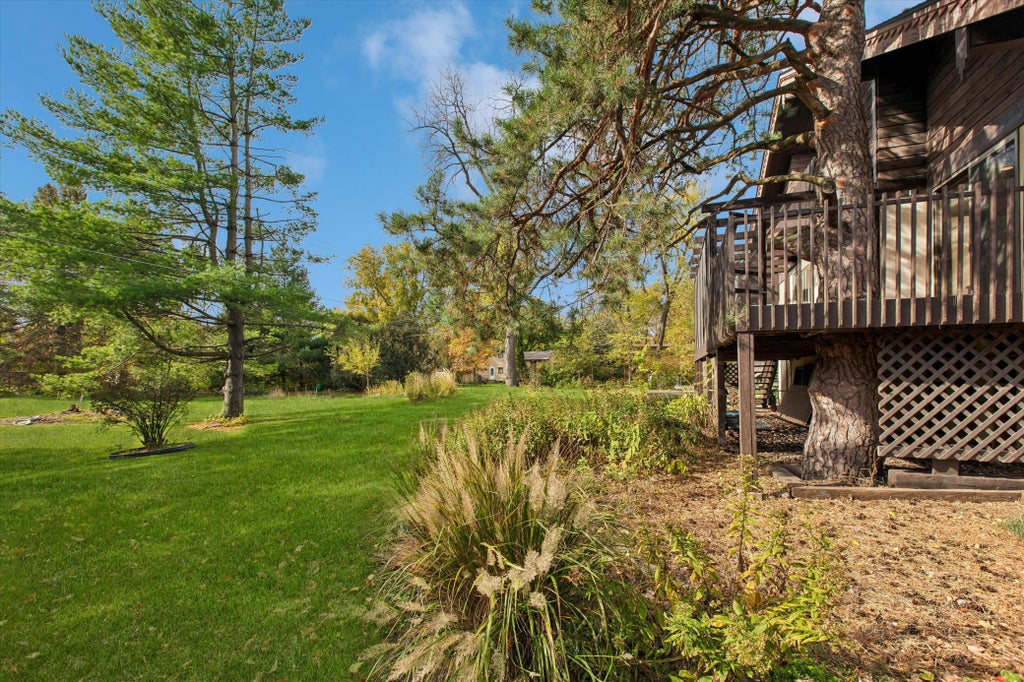 Photo of 20 Fareway Drive, Northfield, MN 55057 (MLS # 7156463)