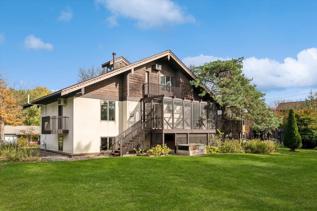 Photo of 20 Fareway Drive, Northfield, MN 55057 (MLS # 7156463)