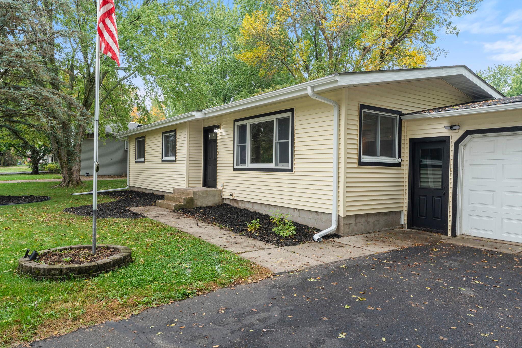 1397 Meadowlark Lane