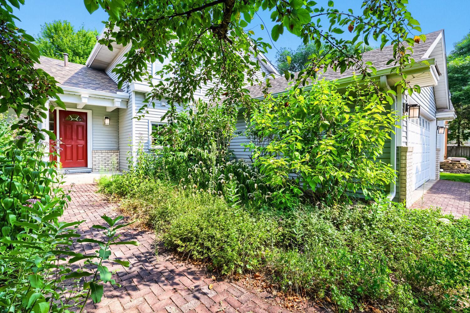 1119 Bonnieview Drive