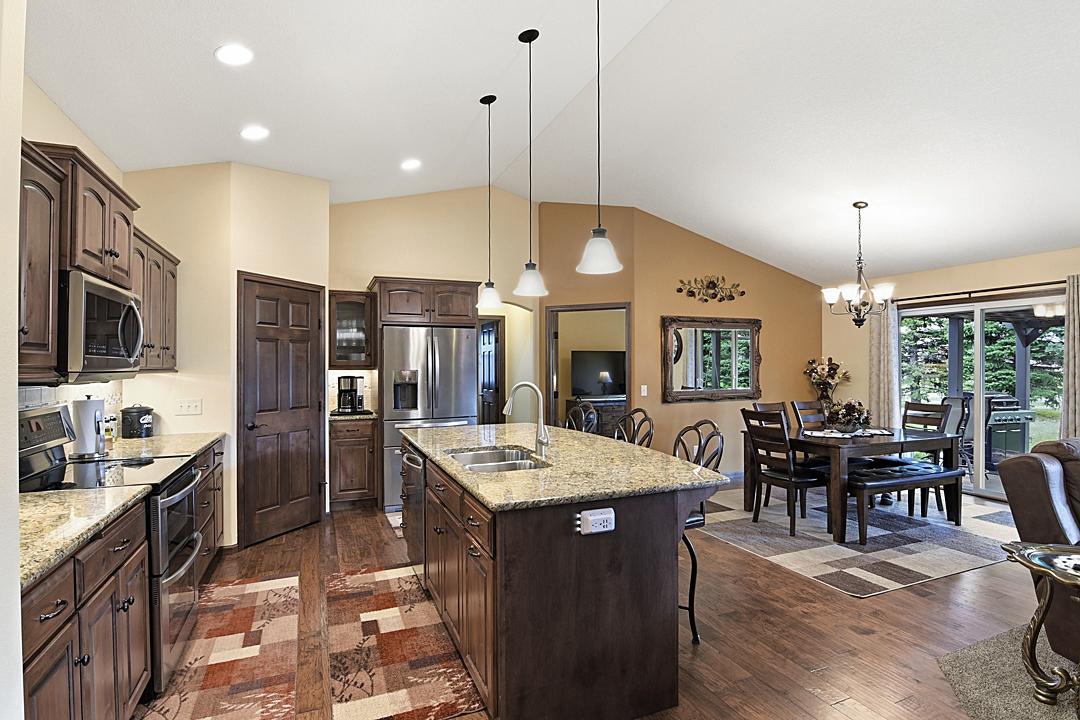 6509 Westwood Parkway