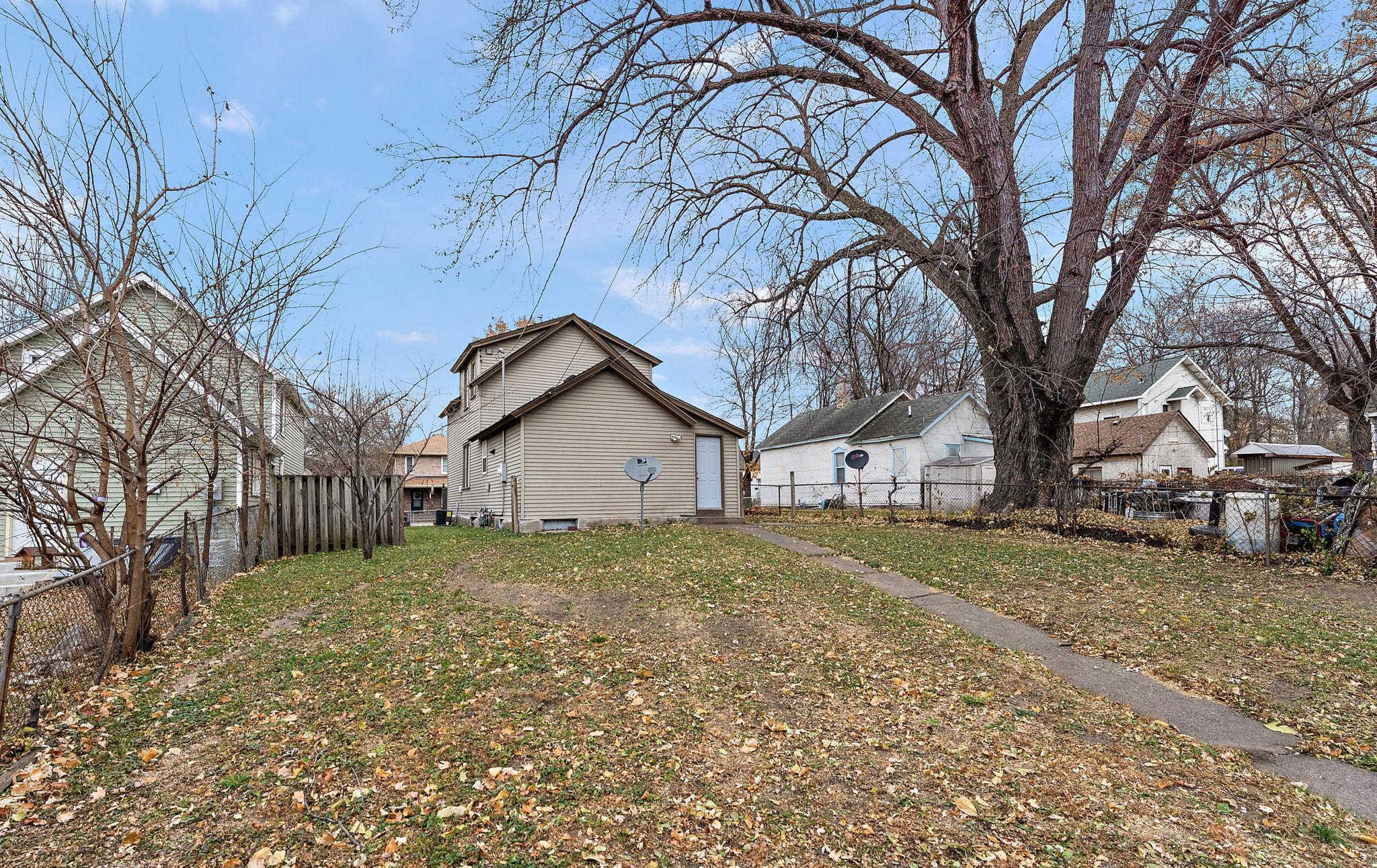 116 Sycamore Street E