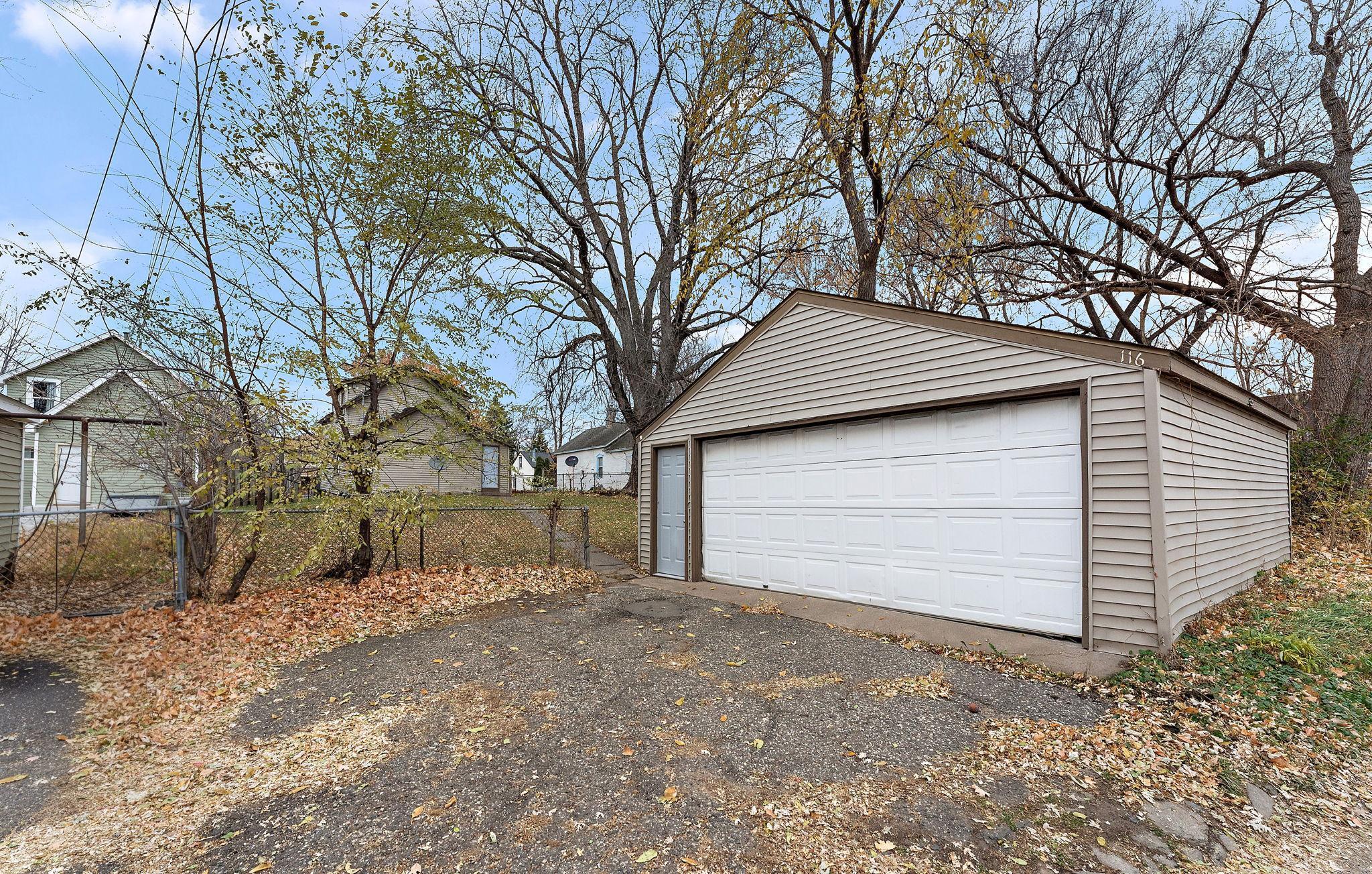 116 Sycamore Street E