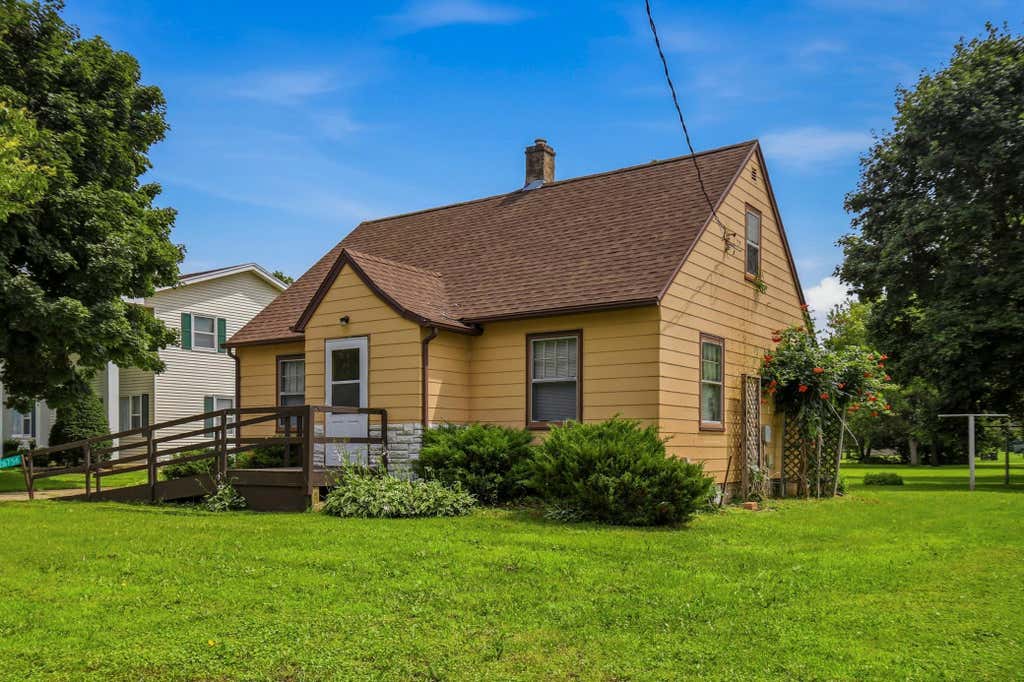 Photo of 26756 540th Avenue, Lansing, MN 55950 (MLS # 7118619)