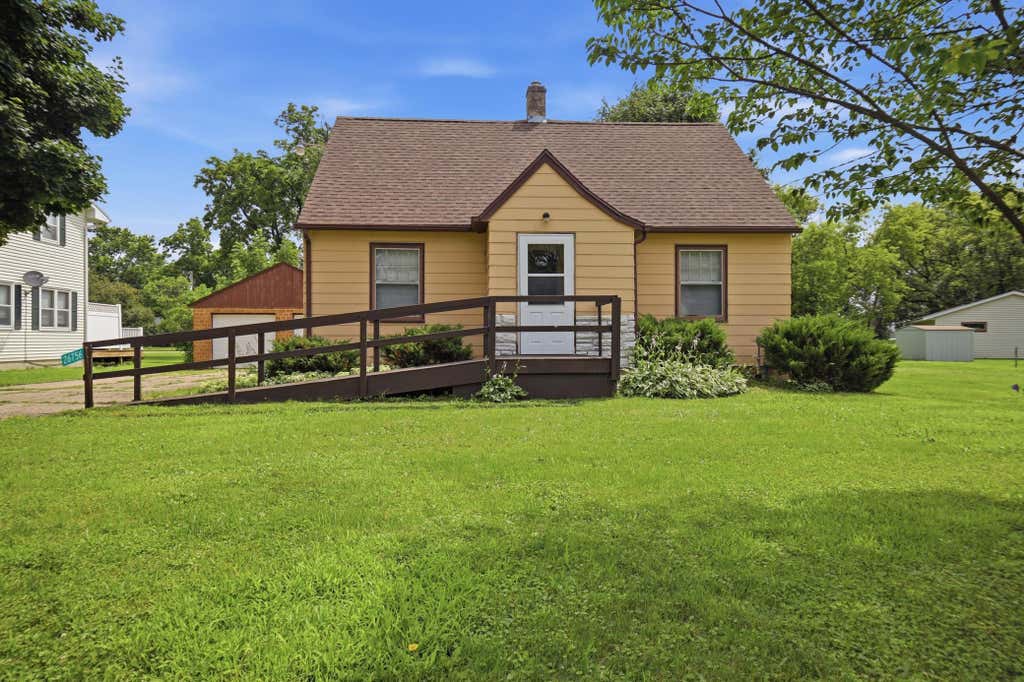Photo of 26756 540th Avenue, Lansing, MN 55950 (MLS # 7118619)