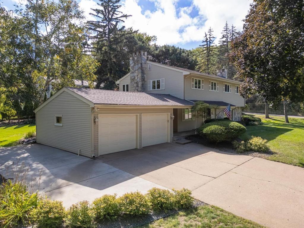 Photo of 1475 3rd Street NW, New Brighton, MN 55112 (MLS # 7150027)