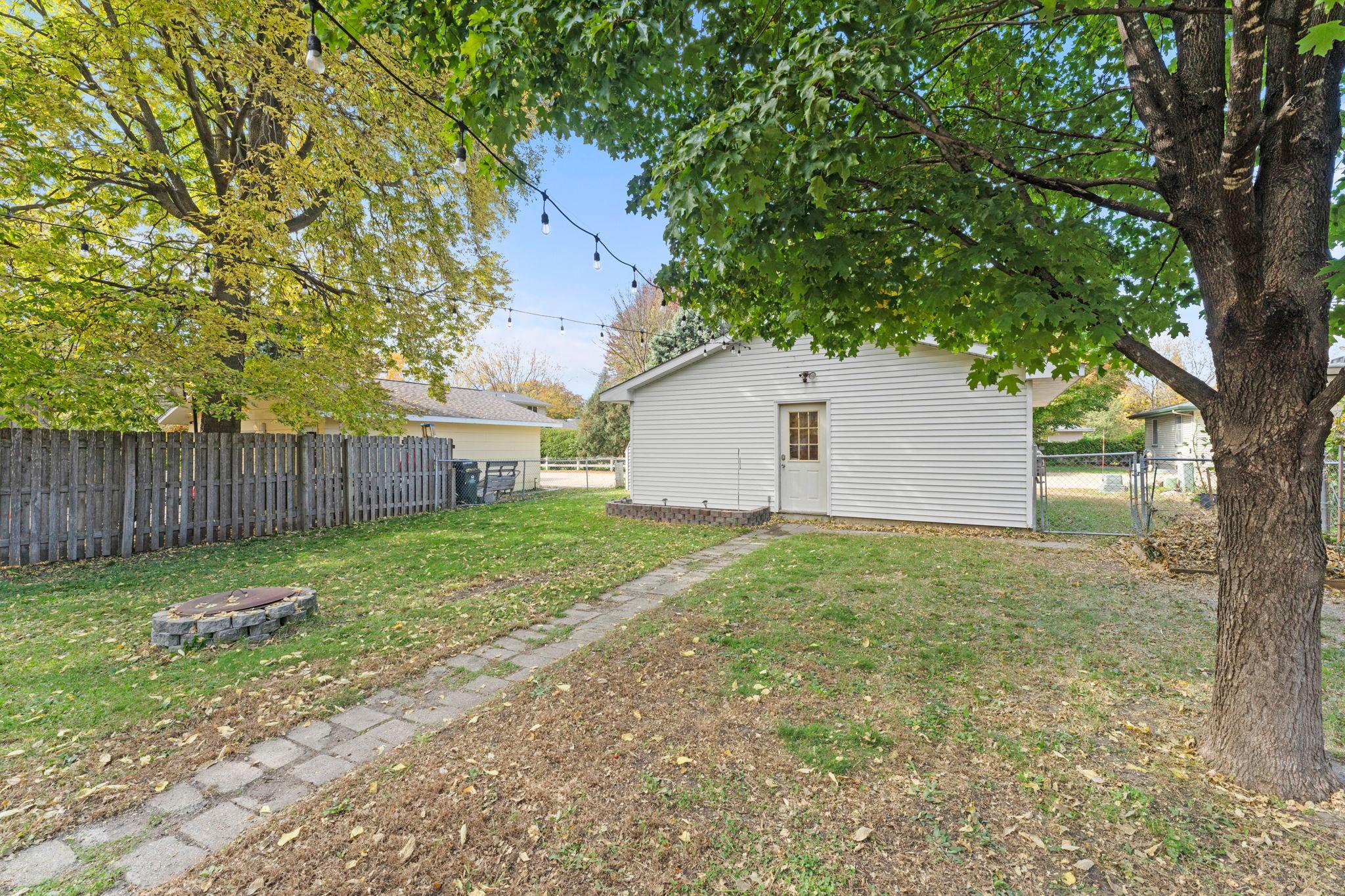 216 N 3rd Street