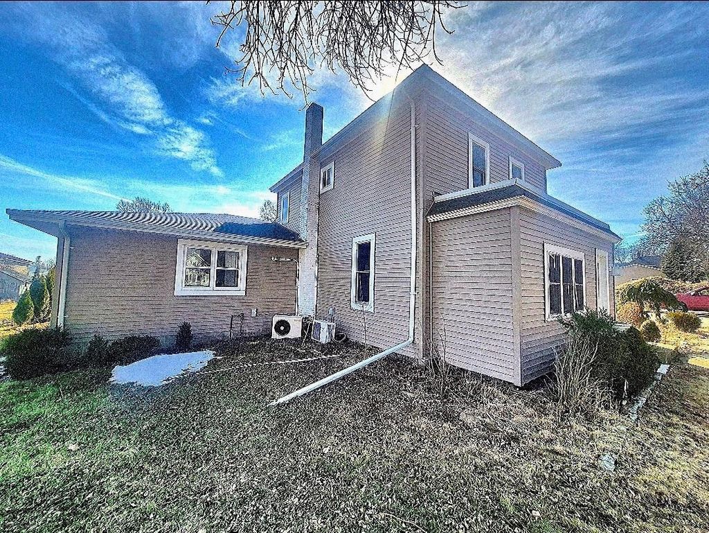 Photo of 110 Mill Street W, Winthrop, MN 55396 (MLS # 7040608)