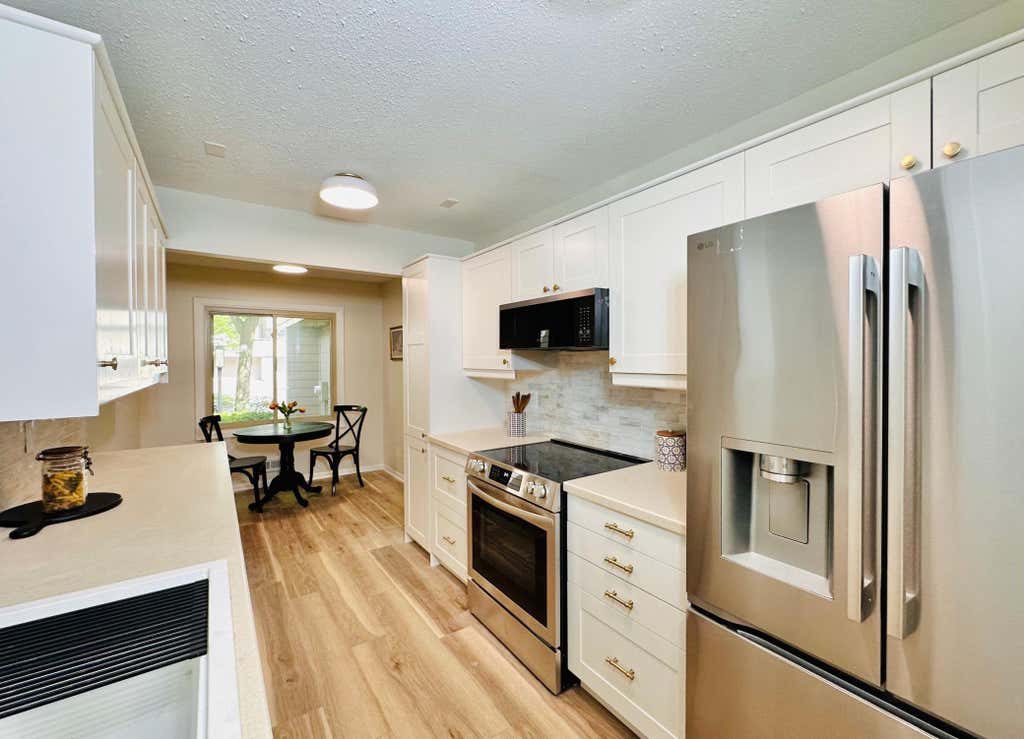 Photo of 10245 Scarborough Road, Bloomington, MN 55437 (MLS # 7095641)