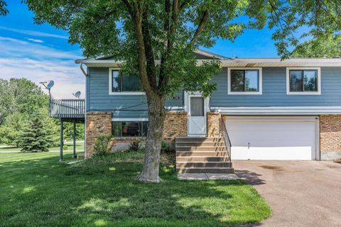 1260 Ferndale Street N Maplewood MN 55119