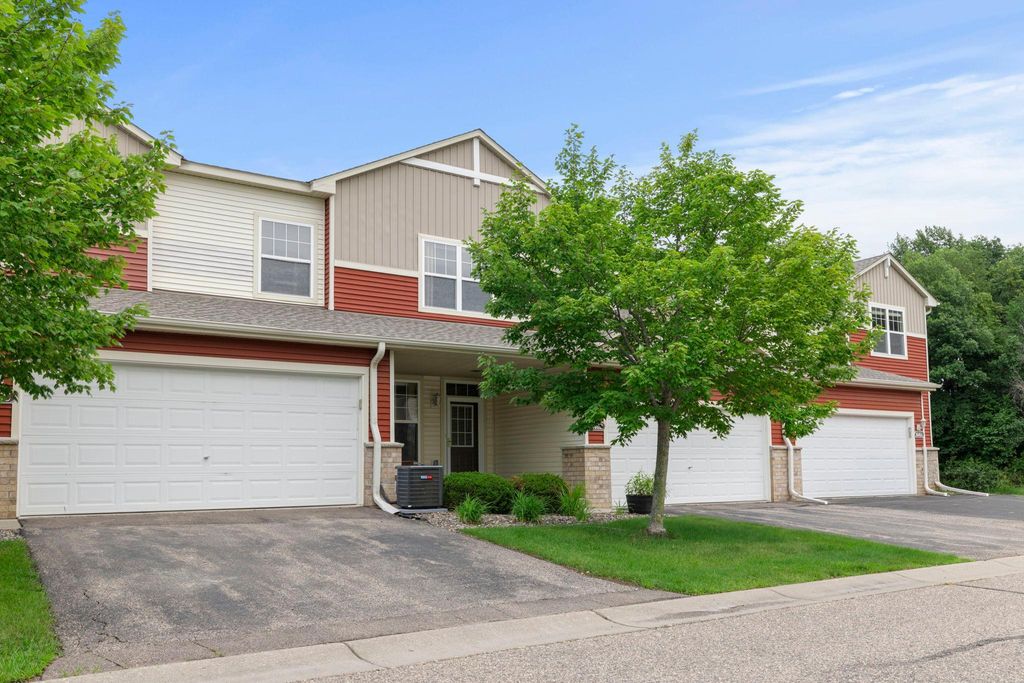 Photo of 1646 White Pine Way #B, Carver, MN 55315 (MLS # 7104361)