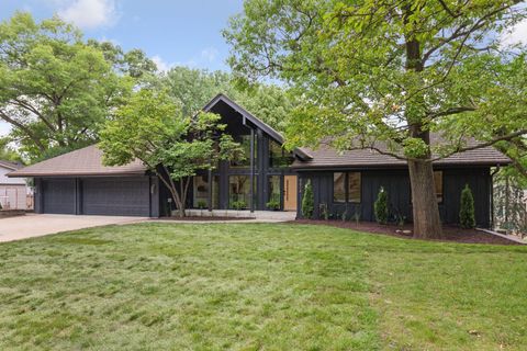 6608 Pawnee Road Edina MN 55439