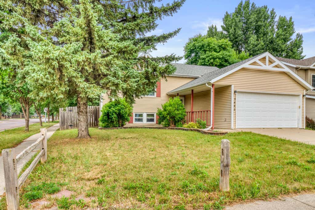 Photo of 3485 18th Street S, Fargo, ND 58104 (MLS # 7120918)