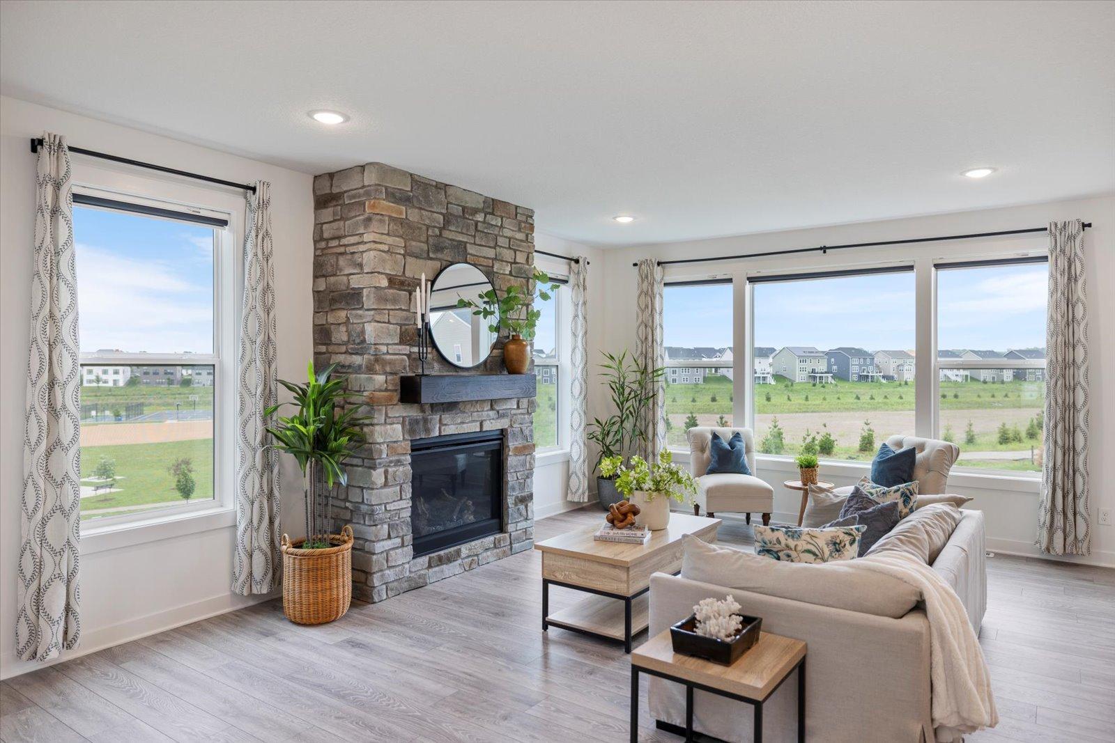 10082 Arrowwood Trail