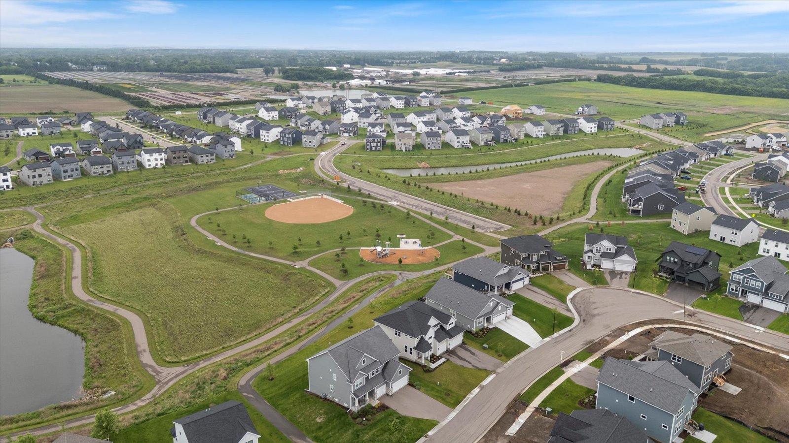 10082 Arrowwood Trail