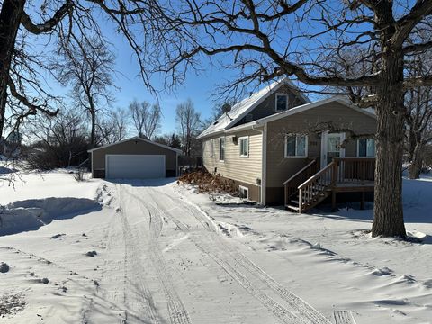 705 Grant Street W Detroit Lakes MN 56501