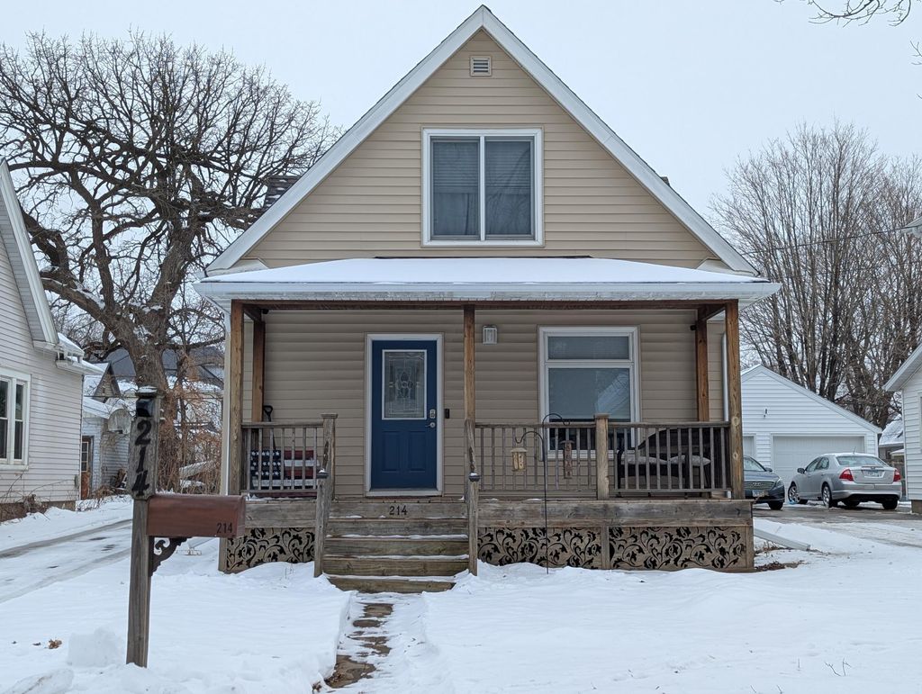 Photo of 214 8th Avenue SE, Rochester, MN 55904 (MLS # 7004992)