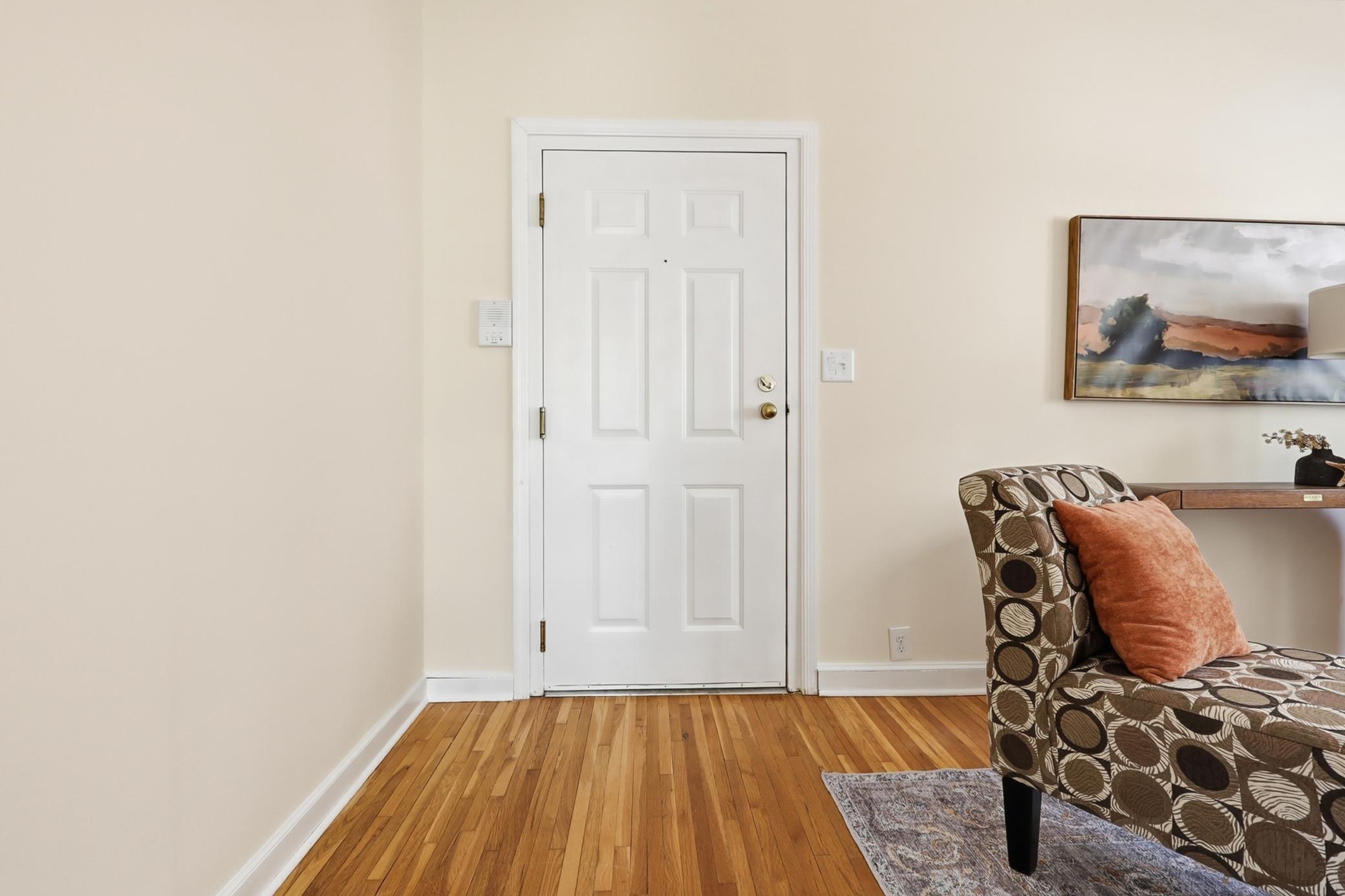 3136 W Bde Maka Ska Boulevard 201