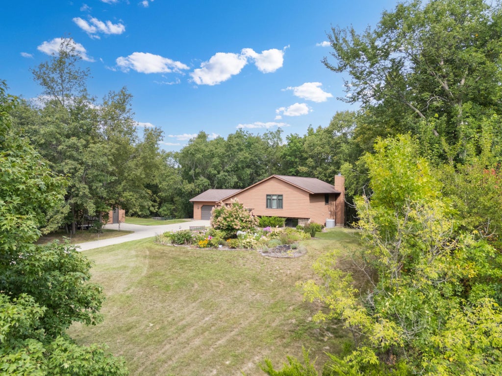 Photo of 2191 68th Street NW, Rochester, MN 55901 (MLS # 7130357)